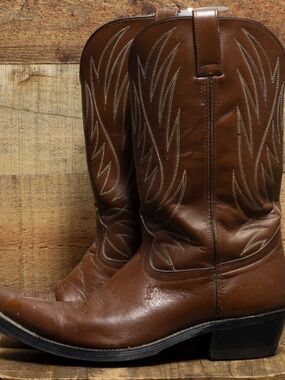 Vintage Double H Cowboy boots